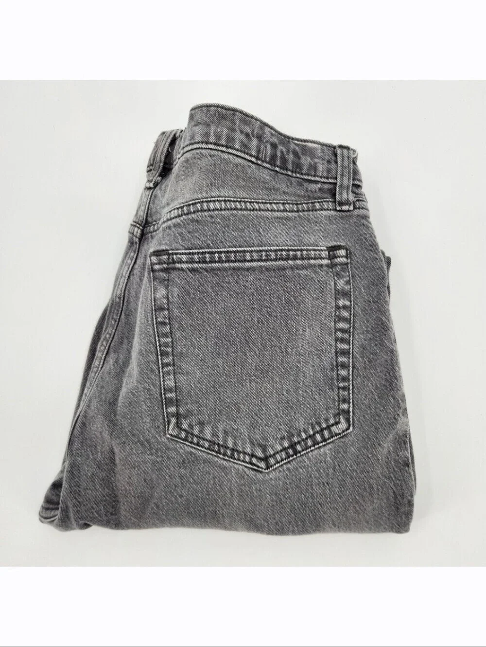 Abercrombie Fitch The 90s Straight Jean Ultra High Rise Womens Size 31/12L Faded